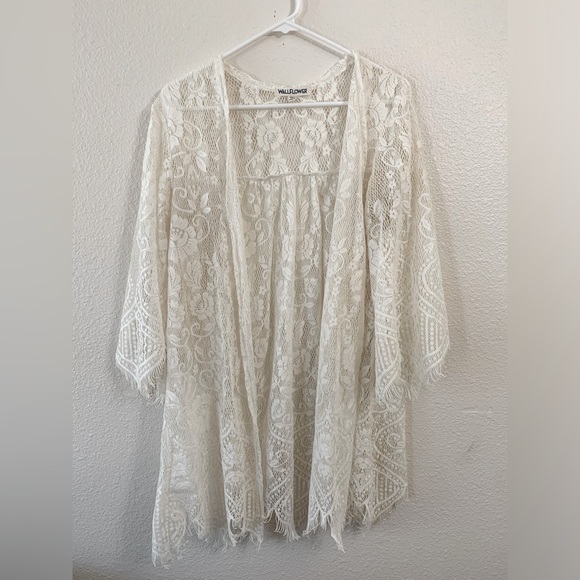 Wallflower Tops - NWOT Boho Lace Kimono